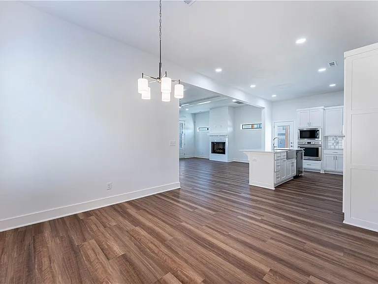 6306 SW Luna Ln — Photo 15
