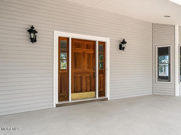 2nd image of 102 Parker Road