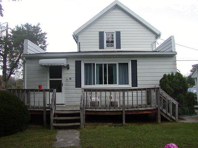 2nd image of 230 N Gamble St