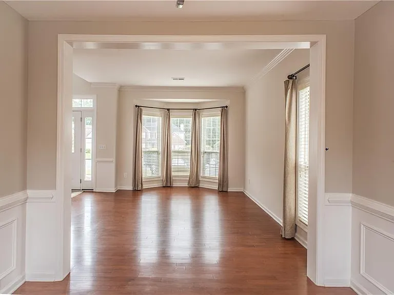 3359 Shallowford Green Dr — Photo 7