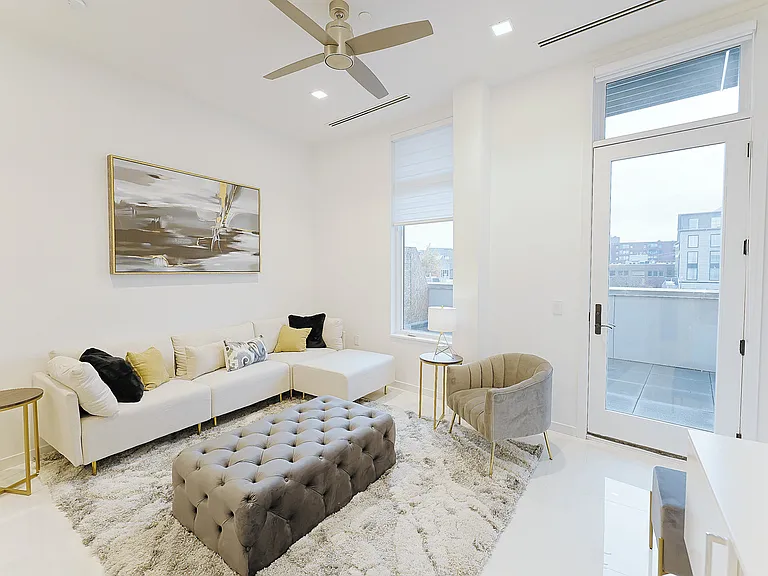 400 S Old Woodward Ave #303 — Photo 13