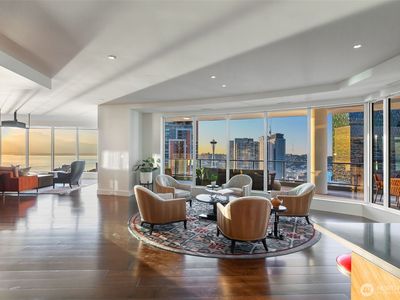 1920 4th Avenue #PH101, Seattle, WA, 98101