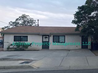 208 Cromwell Ave SE, Albuquerque, NM 87102