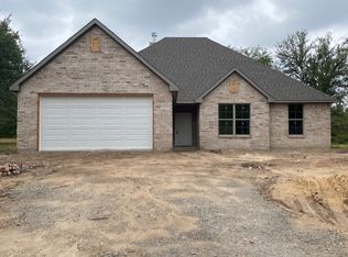 1070 N Cardinal Rd, Azle, TX 76020