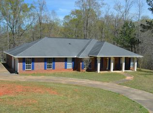 380 Nevins Rd, Jacksons Gap, AL 36861