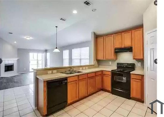 5th image of 7640 Rainbow Creek Dr