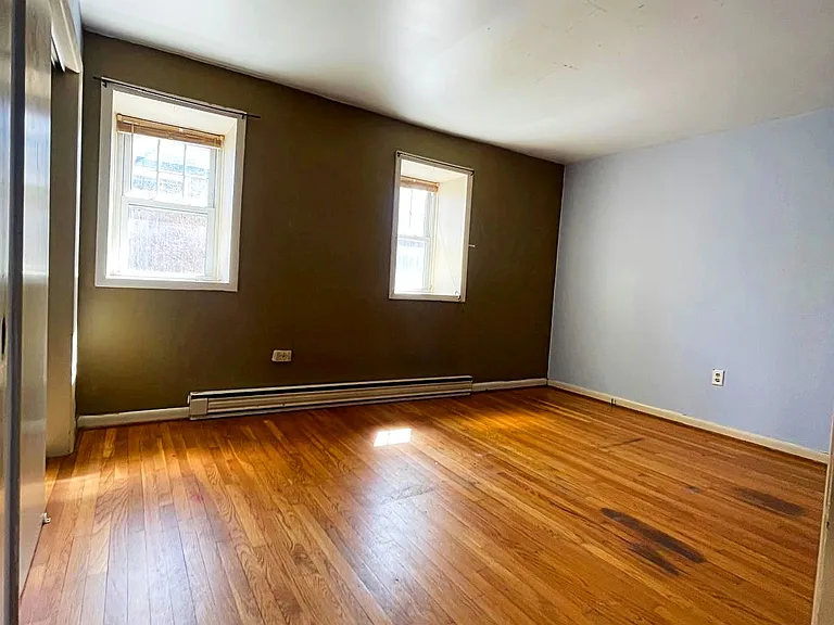206 Lackawanna Ave #1 — Photo 6
