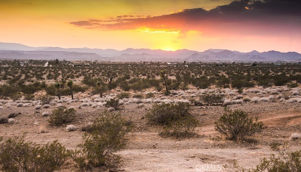 1st image of 58459 Starlight Mesa Rd