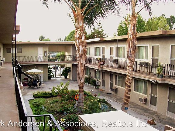 3rd image of 838 N Azusa Ave APT 18