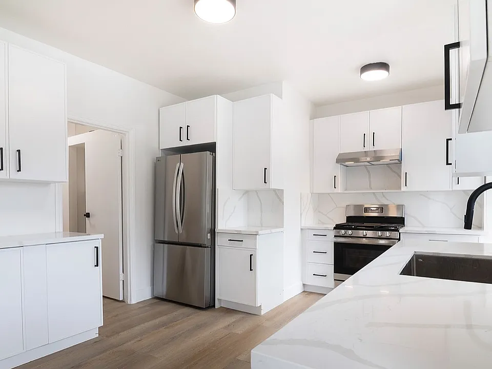 6686 Drexel Ave #2