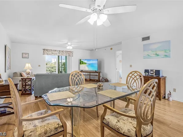 4591 Bay Beach Ln APT 393, Fort Myers Beach, FL 33931