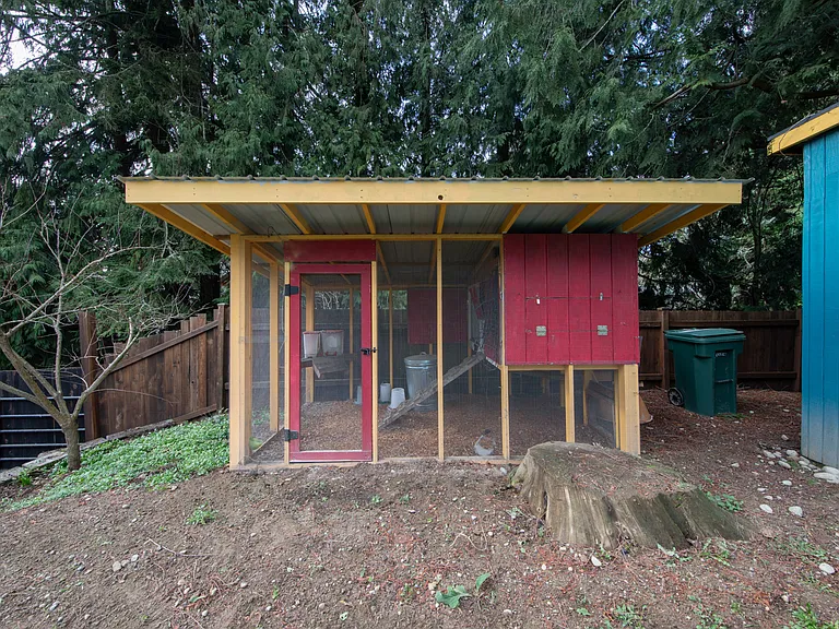 11527 39th Ave NE — Photo 9