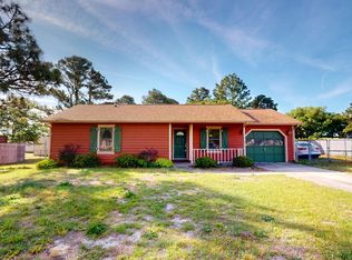 304 W Volant St, Hubert, NC 28539