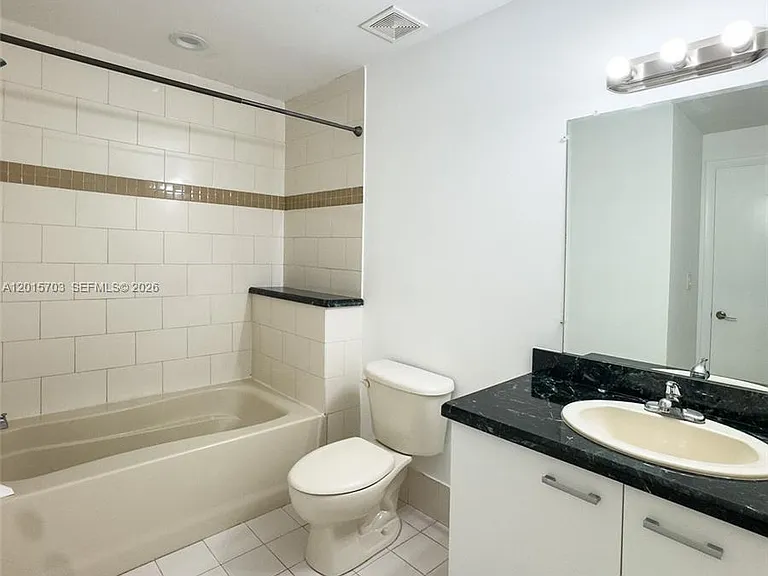 1350 NW 8th Ct #Penthouse 7 — Photo 12