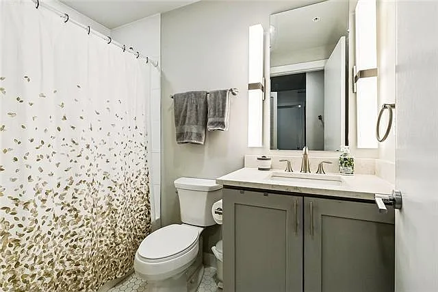 900 Bartholomew St #103 — Photo 7