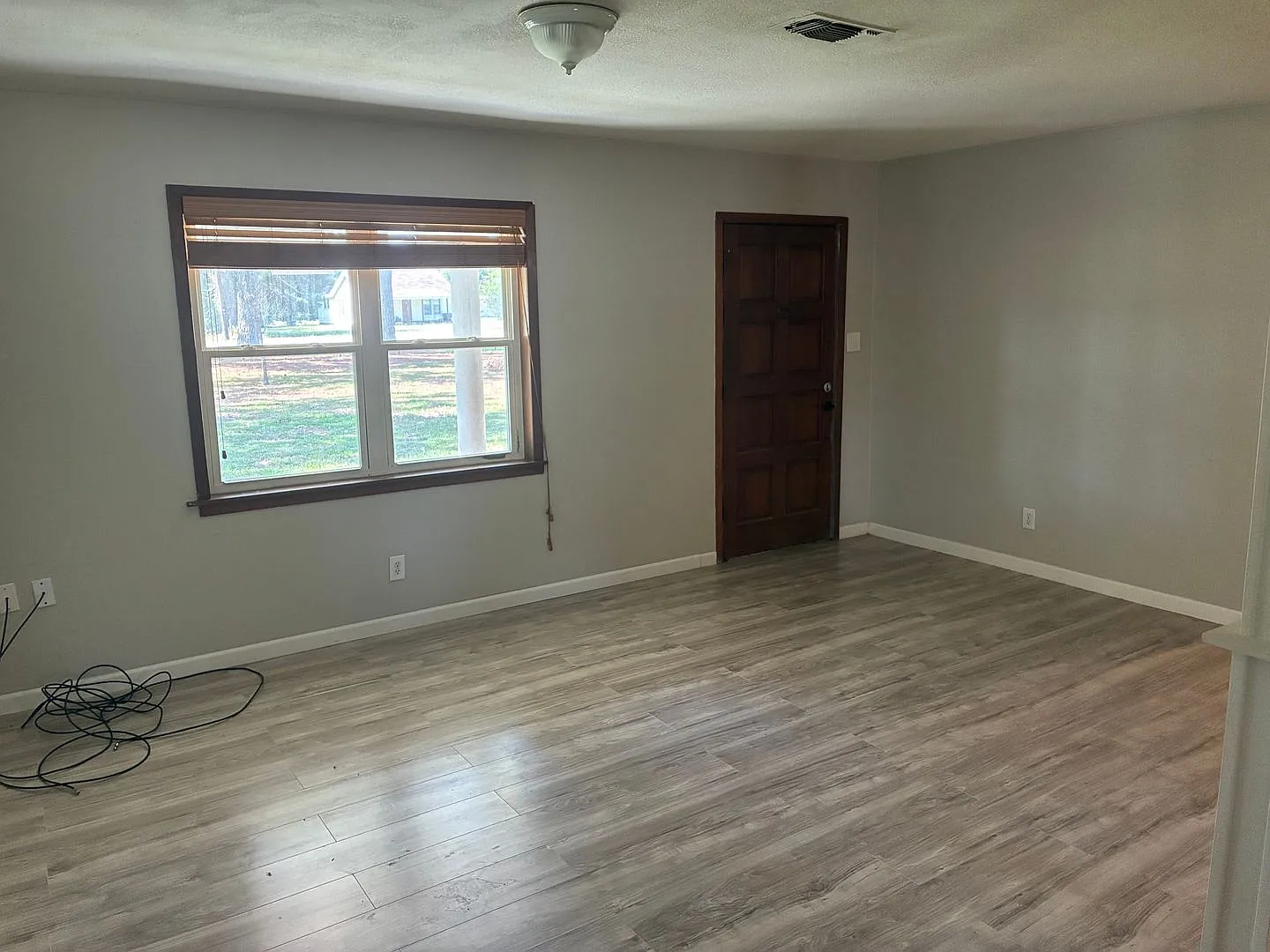 1162 FM 899 — Photo 3