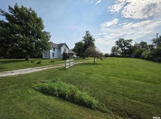 199 E Knox Rd #800-E, London Mills, IL 61544