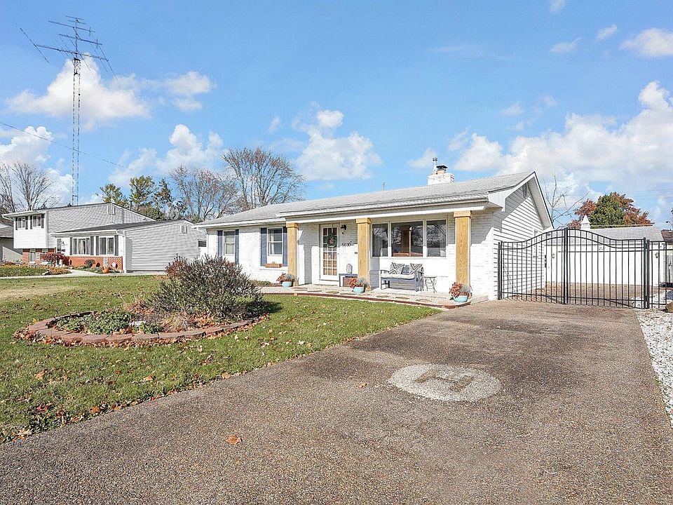 1st image of 5030 Mengel Ln