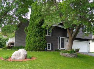 14087 Shore Ln NE, Prior Lake, MN 55372