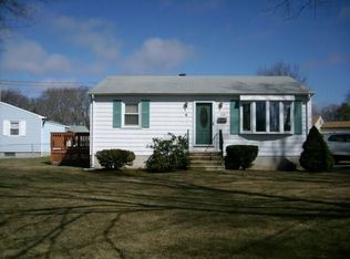 145 Pinnery Ave, Warwick, RI 02886