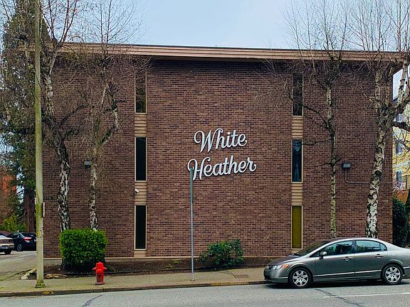 3rd image of 12556 15th Ave NE #304