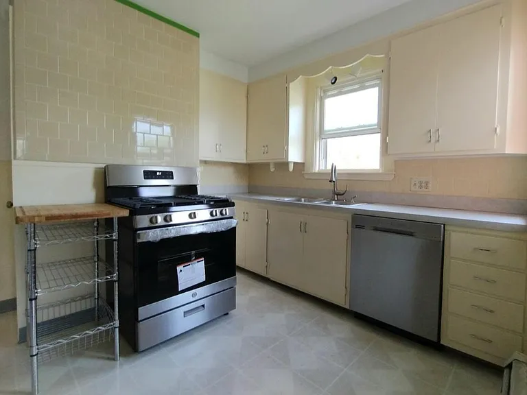153 Ivy St #2 — Photo 5