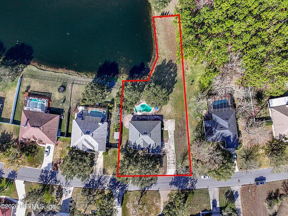 2nd image of 148 VILLAGE GREEN Avenue