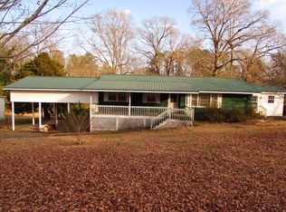 676 Halliana Rd, Alexander City, AL 35010
