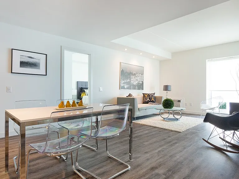 2815 Pembina Hwy — Photo 8