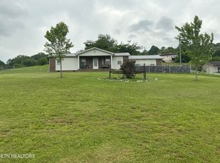 2838 Lake City Hwy, Rocky Top, TN 37769