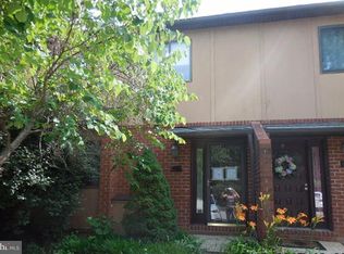 8215 Ruxton Crossing Ct, Baltimore, MD 21204