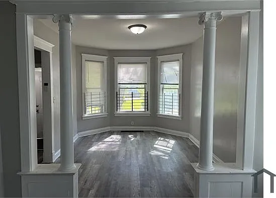 2 bed, $1,295 — Photo 3