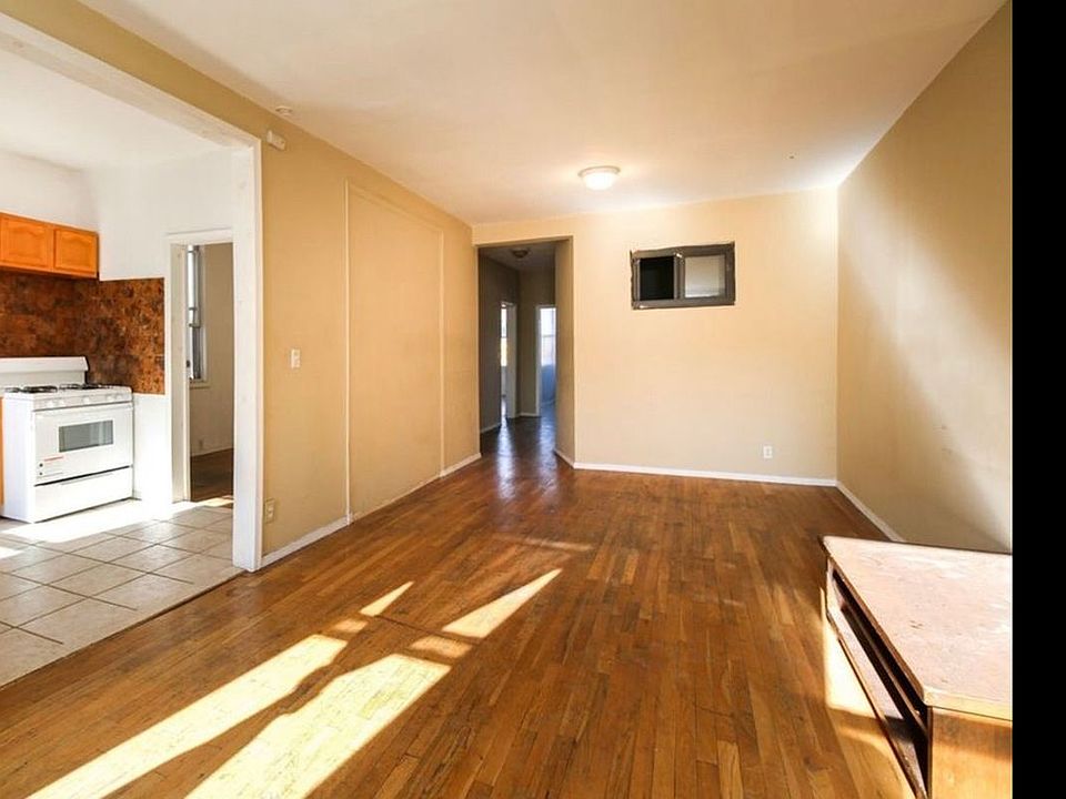 1st image of 266 Boerum St #2
