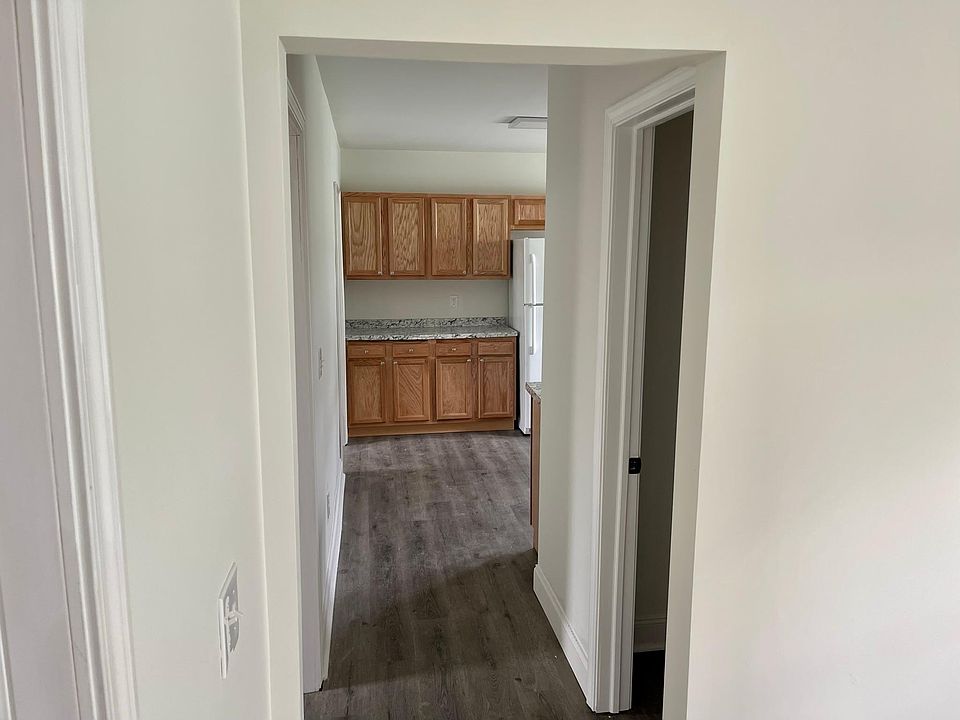 1st image of 4 Round Lake Ave #2