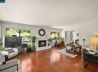 62 Muth Dr, Orinda, CA 94563