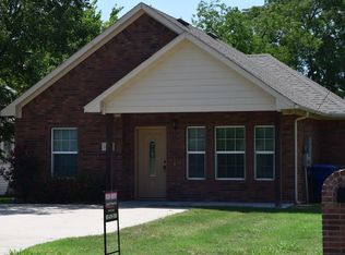 1112 N Ricketts St, Sherman, TX 75092