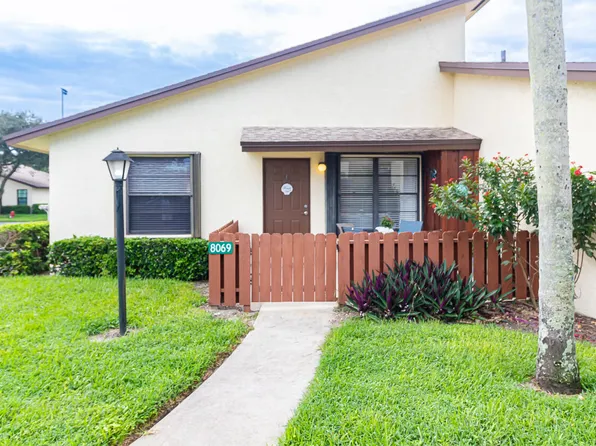 8069 SE Villa Circle, Hobe Sound, FL 33455