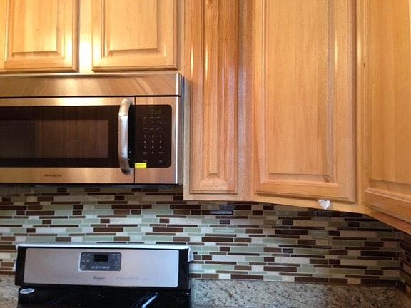 4th image of 101 Kensington Ave #5B