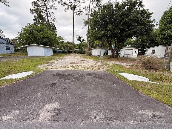 3rd image of Armadillo Rd Lot 10