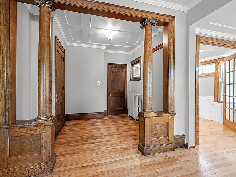 1801 Talmage Ave Se — Photo 9