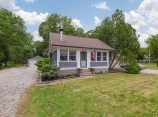 8217 Monroe Rd, Lambertville, MI 48144