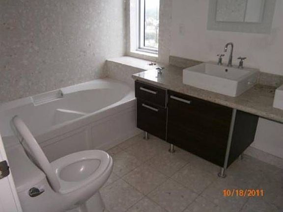 MASTER BATH SPA