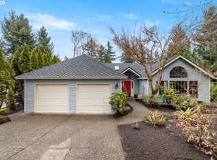464 Livingood Ln, Lake Oswego, OR