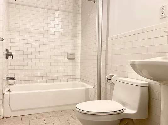 Rented by Corcoran | media 14