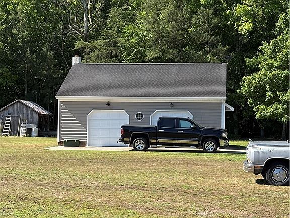 5th image of 888 Beaverdam Rd
