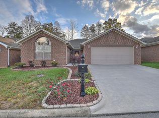 253 Crockett Dr, Church Hill, TN 37642