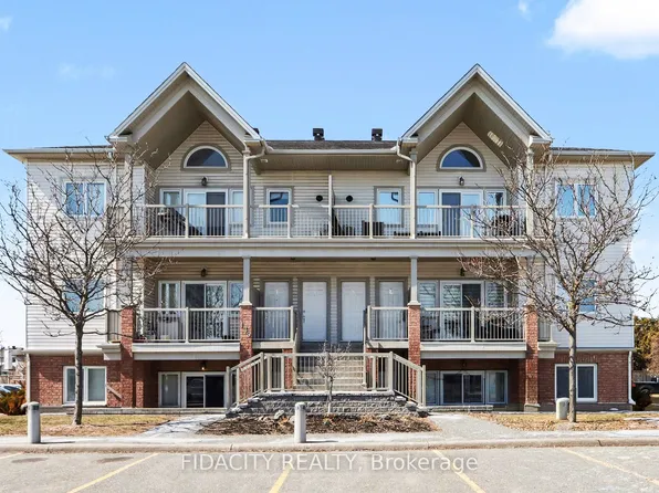 139 Harthill Way #K, Ottawa, ON K2J 5V1