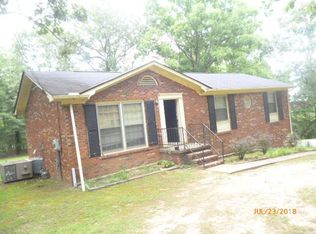 102 Friel Dr, Waverly, TN 37185