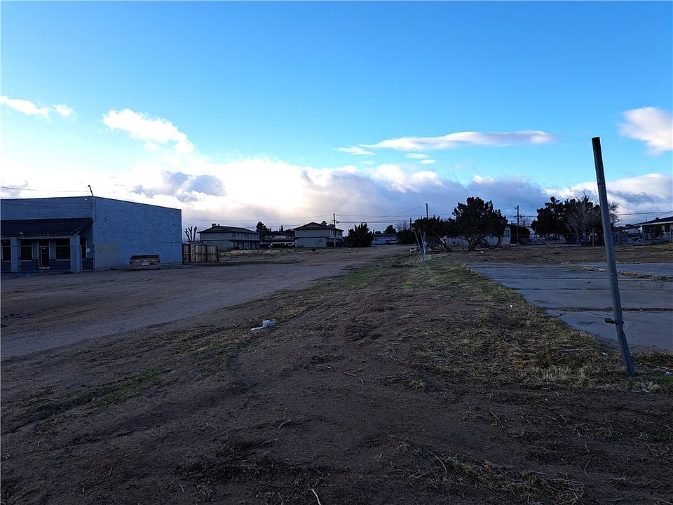 1st image of 16023 Walnut St Lot 17