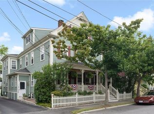 11 Lincoln Ave #3, Bristol, RI 02809
